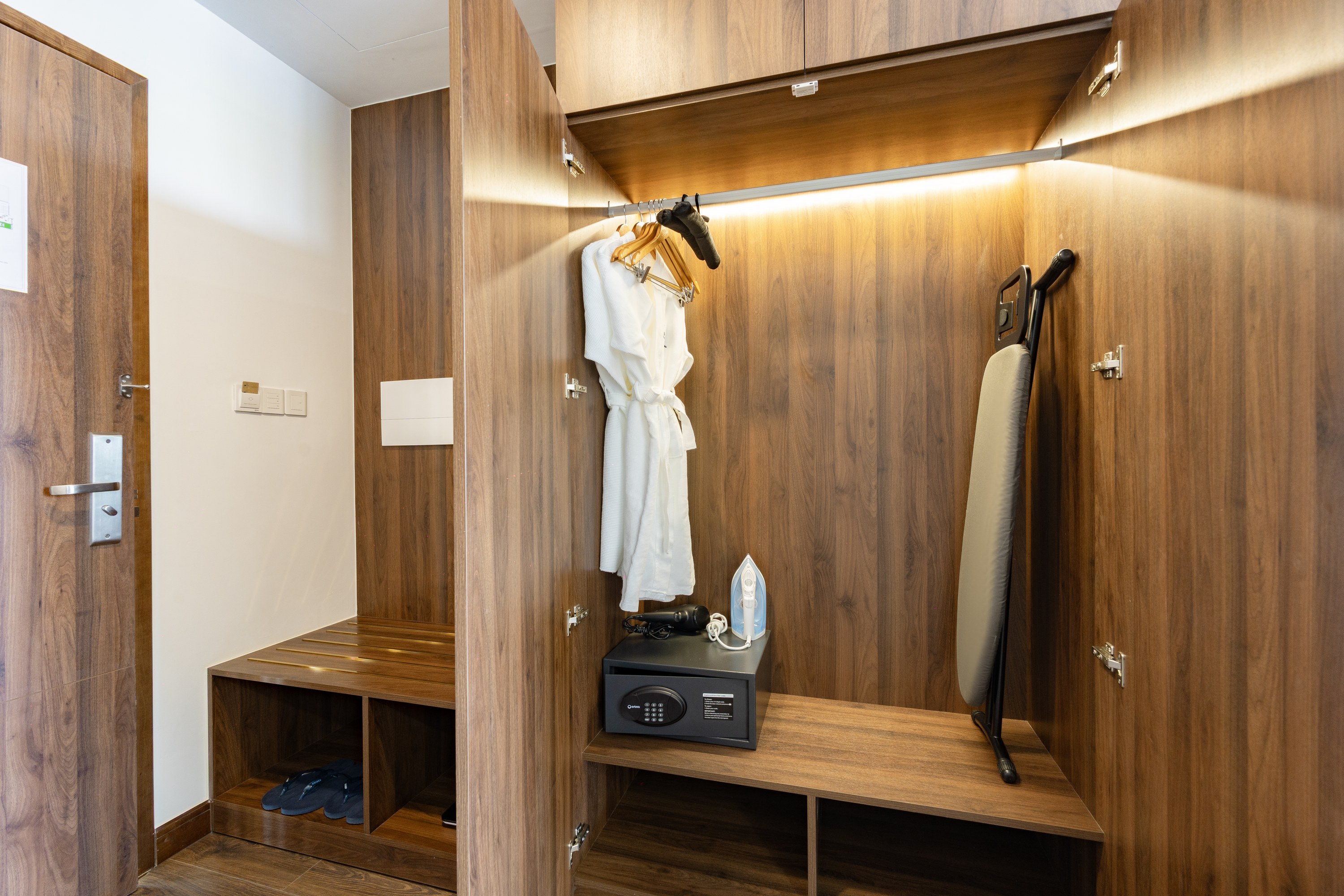 Premier Ocean Suite Room